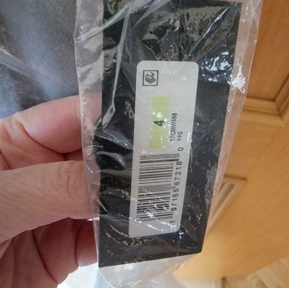 KENNETH COLE Convertible Collar Wool Blend Belted Maxi Coat Sage Color in Size 4 - Picture 9 of 9